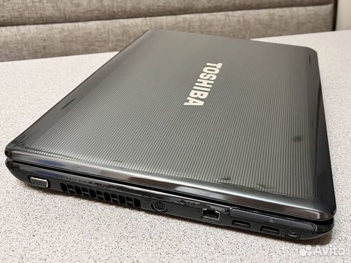 Toshiba satellite a300-14S(120ssd+200hdd)