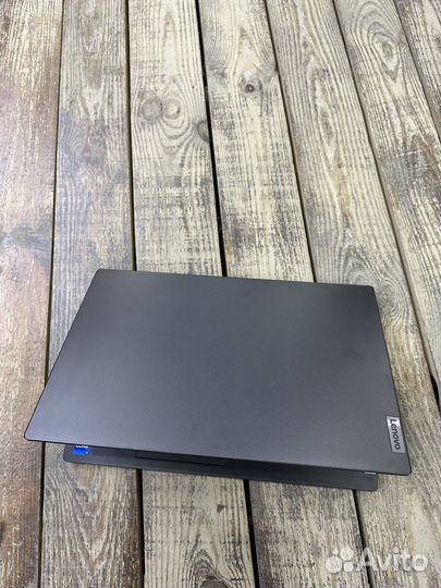 Новый ноутбук Lenovo 15,6