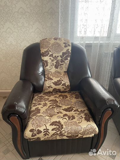 Диван с креслами