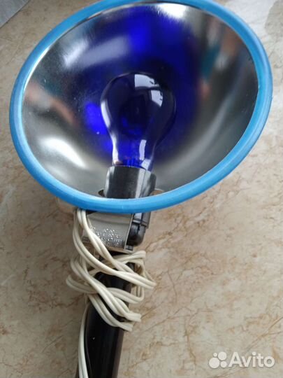 Синяя лампа рефлектор минина