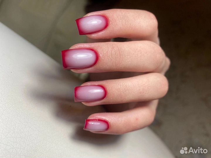 Мастер маникюра