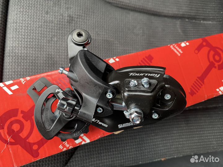 Задний переключатель shimano tourney TY300, 7 ск