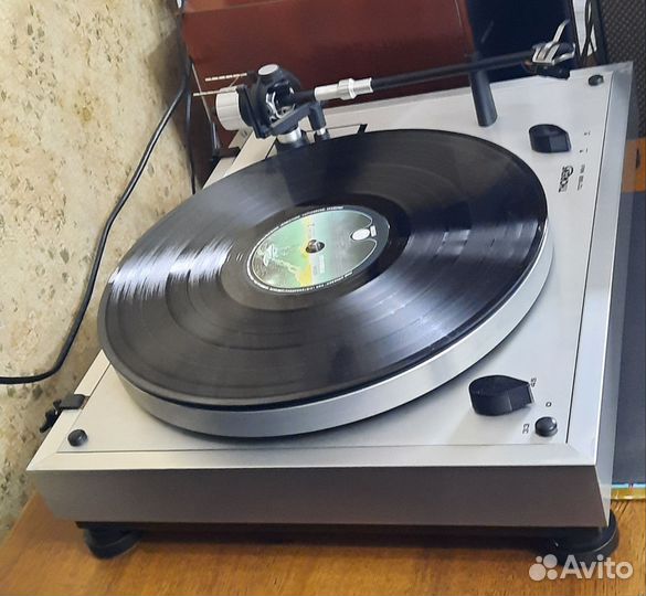 Проигрыватель винила Thorens TD-166 mk2