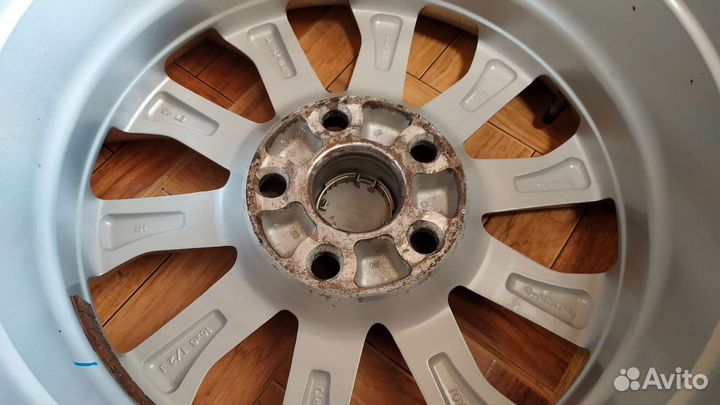 Оригинальные колёса для Toyota Camry V50