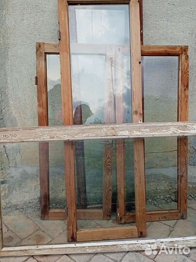 Деревянные рамы со стеклом