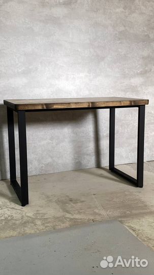 Стол компьютерный