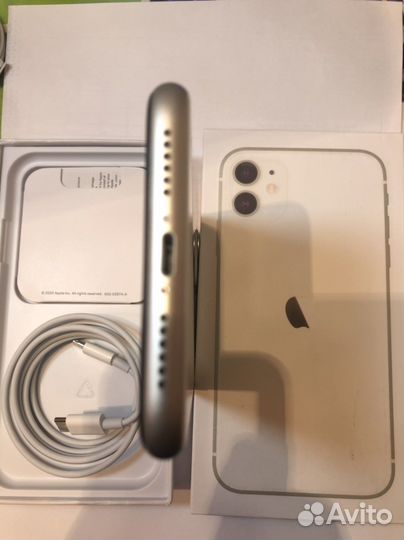 iPhone 11, 128 ГБ