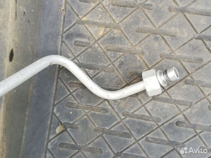 Трубка кондиционера Хонда CR-V 1