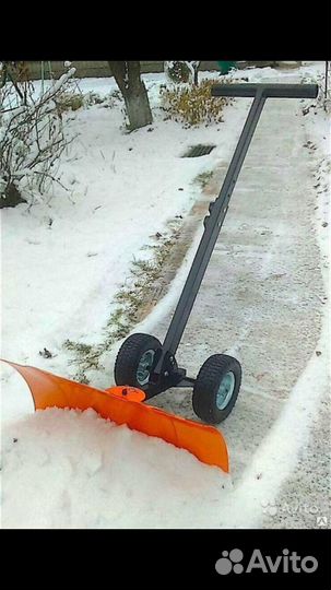 Лопата на колесах. Лопата для чистки снега