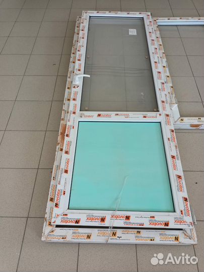 Балконная дверь с окном