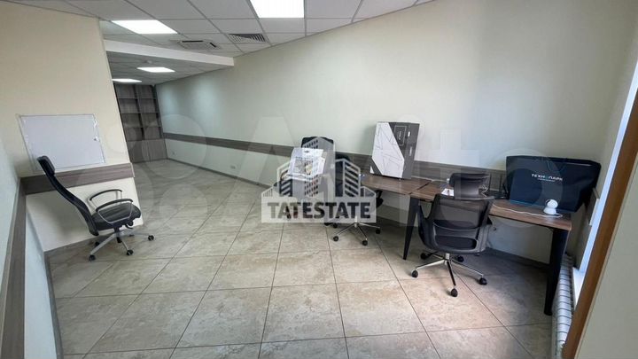 Сдается офис 49,3кв в бц (возможна аренда с Мебель