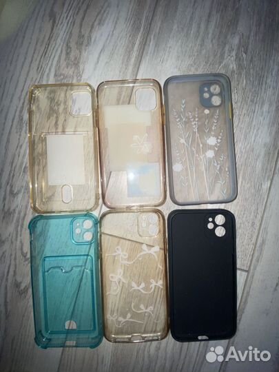 Чехлы на iPhone 11