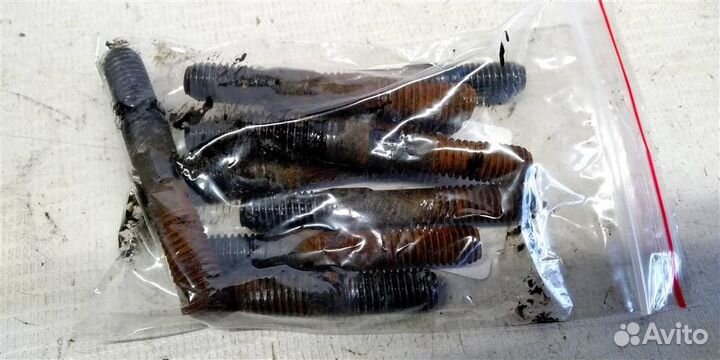 Шпилька крепления распредвала volkswagen Golf II