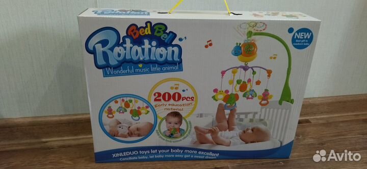 Игрушка для кроватки