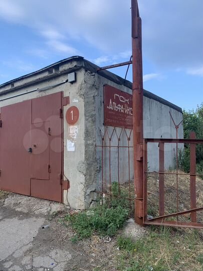 Гараж, > 30 м²