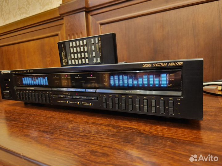 Pioneer GR-777 (пульт, коробка, документы)