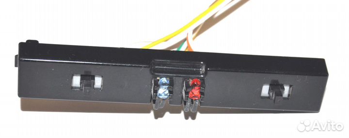 Блок кнопок включения и перезагрузки компьютера