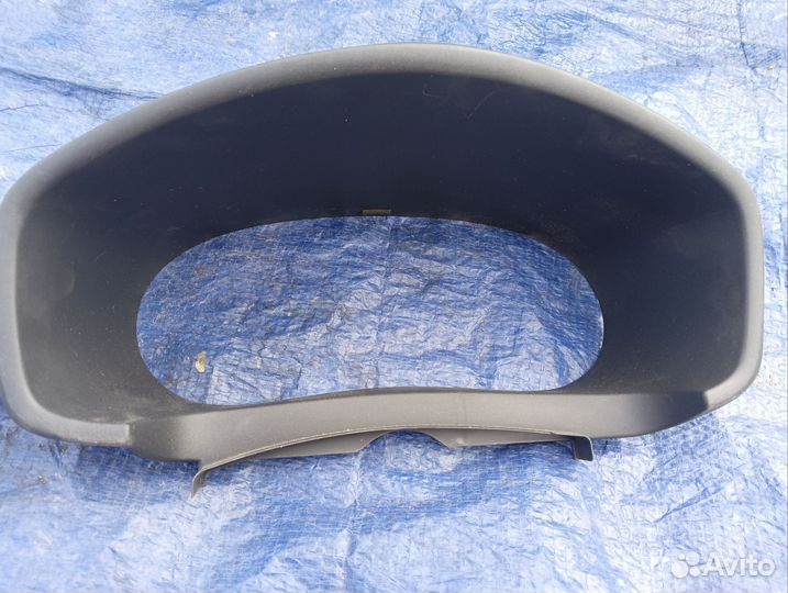 Рамка панели приборов рено сандеро степ 2