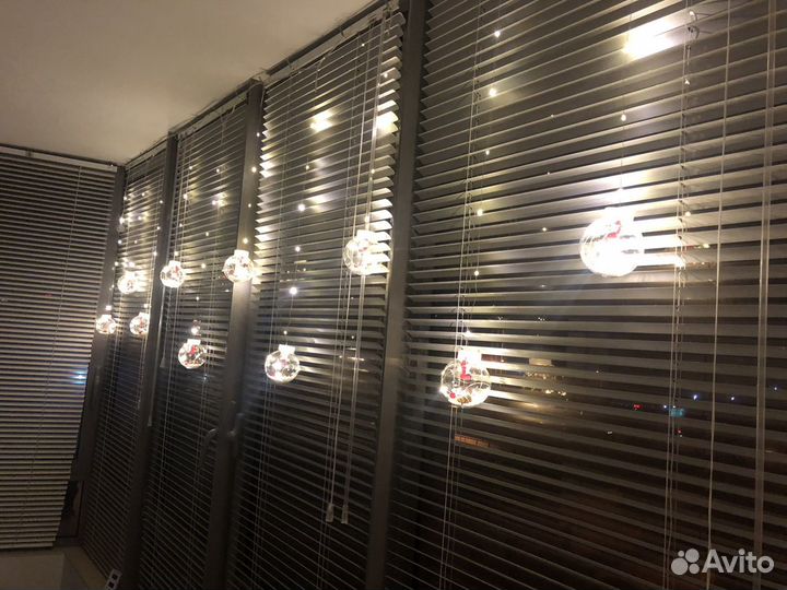 Гирлянда 10 шаров 3м снеговик и дед мороз снег