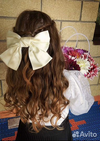 Школьный бант