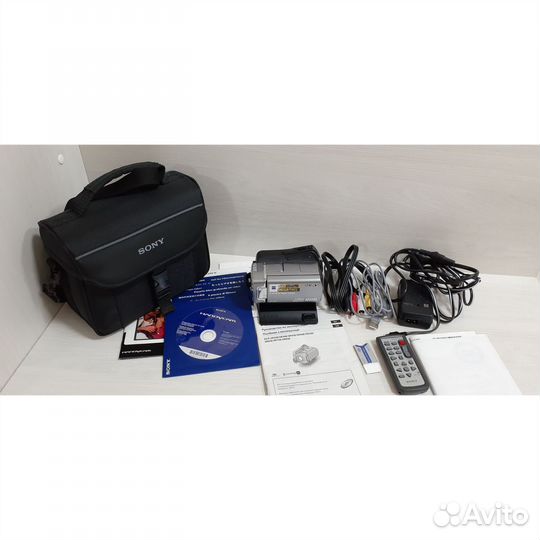 Видеокамера Sony Handycam DCR-SR65E фотокамера