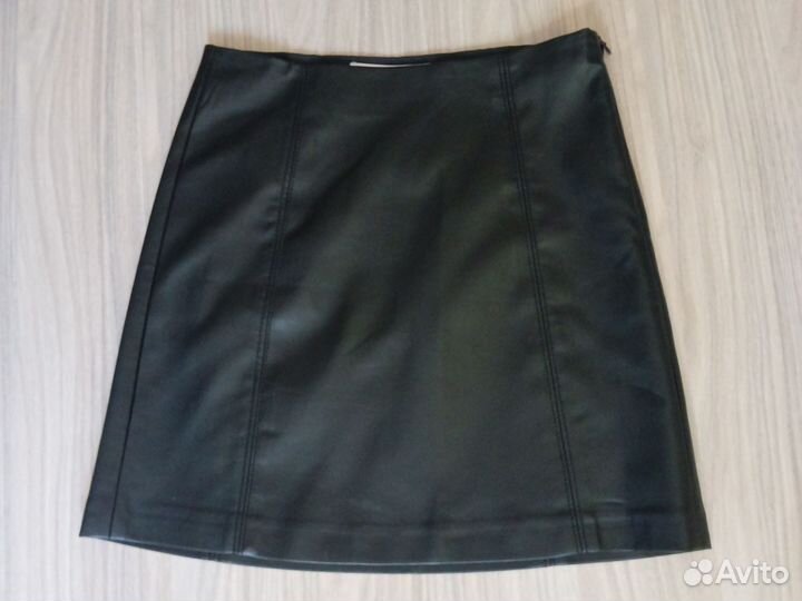 Кожаная юбка GJ новая и синяя Карамели