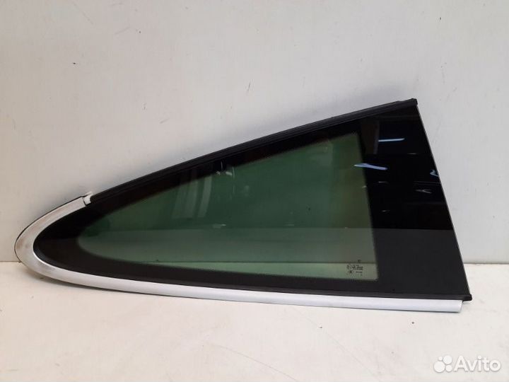 Стекло в крыло заднее правое Porsche 911 991