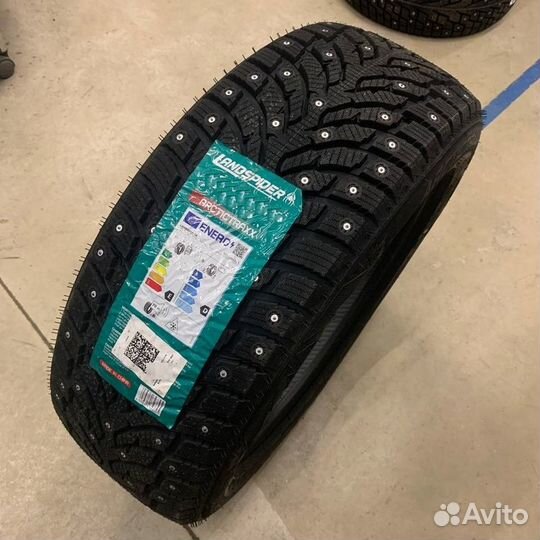 Landspider Arctictraxx 255/55 R19