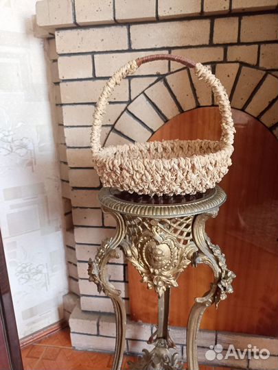 Корзина плетеная