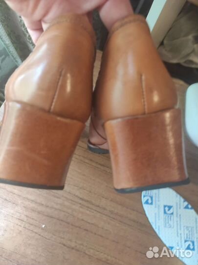 Кожаные женские туфли большого размера 42