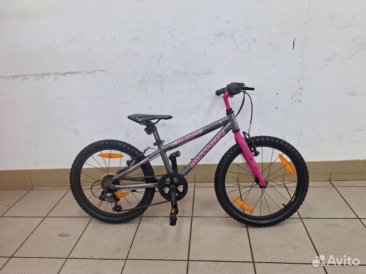 Author cosmic20 колёсах 2021год вес 11кг(Какновый)