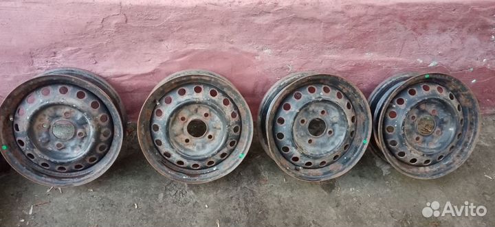 Диски R14 Штампованные на Nissan Almera Classic