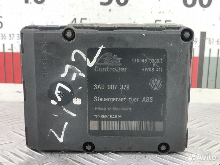 Блок ABS для Volkswagen Golf 3 3A0907379