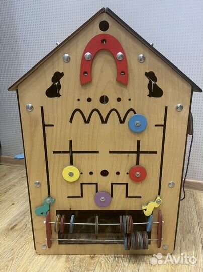 Бизиборд большой дом 63*44*43