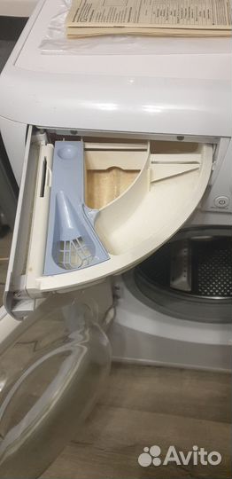 Стиральная машинка Hotpoint Ariston