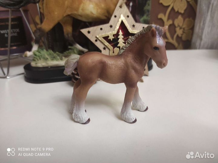 Жеребёнок фигурка