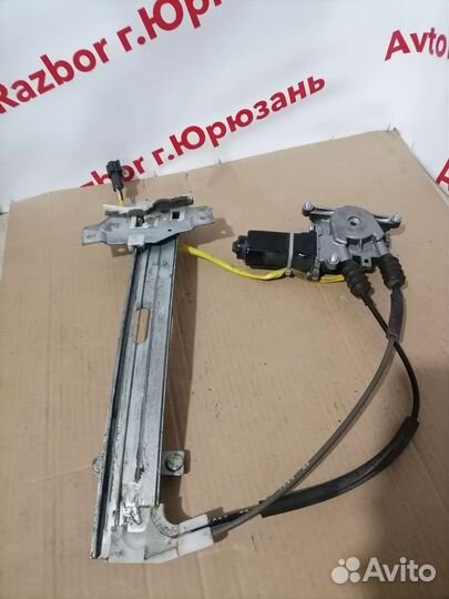 Стеклоподъемник задний левый Kia Spectra