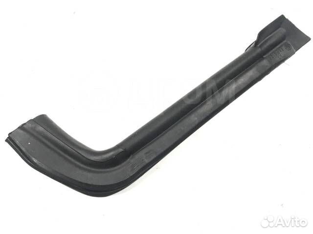 Уплотнитель капота BMW 3 E46