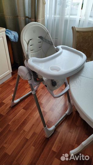 Стульчик для кормления baby care