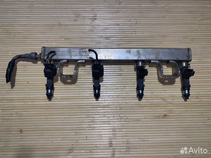 Топливная рампа Форд Мондео 4 2,3 л