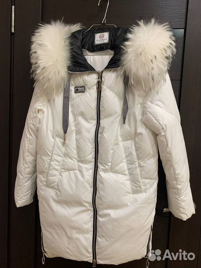 Пуховик зимний женский