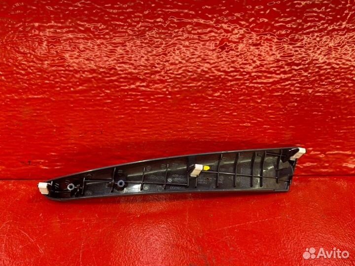 Накладка декоративная Hyundai Sonata 5 D4EB 2010