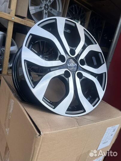 Диски Kia Black R16 5/114.3 Новые