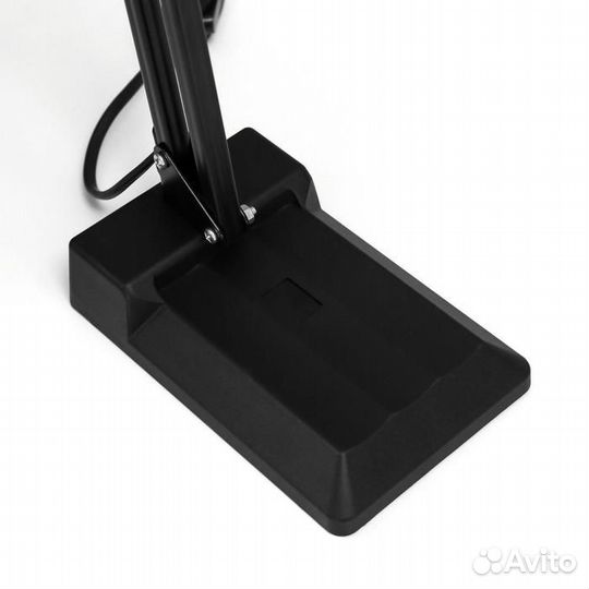 Светильник настольный на подставке ' Надежда+ ' Че