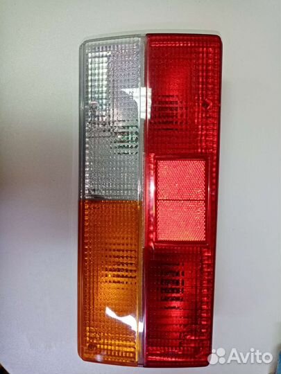 Рассеиватель фонаря задний ваз-2107 левый