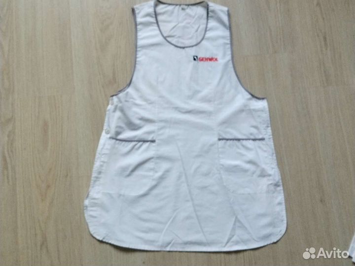 Фартук для мастера маникюра