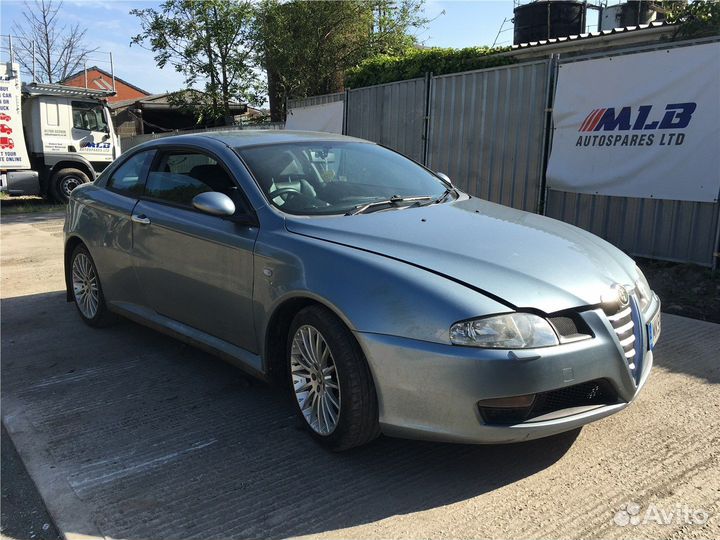 Разбор на запчасти Alfa Romeo GT