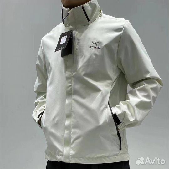 Arcteryx ветровка черная белая