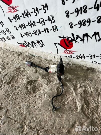 Замок капота Mitsubishi Lancer X