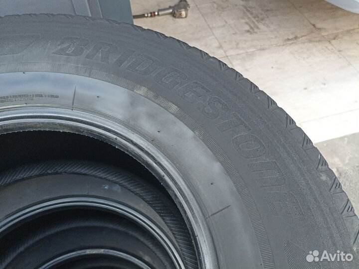 Bridgestone Ecopia EP850 275/70 R16